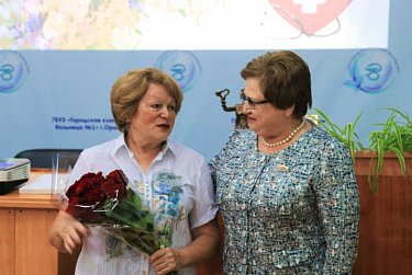 Ольга Хромушина поздравила коллег